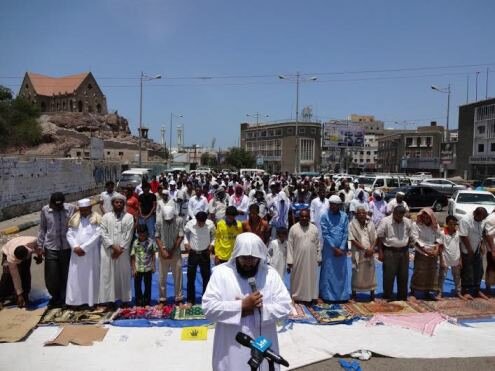 خطيب حرية عدن يهدد بالتصعيد الثوري في حال الإعلان عن جرعة جديدة