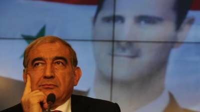 مفاجآت كبيرة من أعلى سلطة بالبلاد .. دمشق تبحث عن بديل للأسد: مستعدون لمناقشة استقالته 