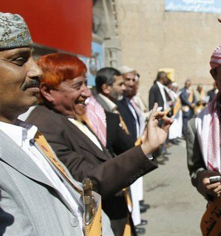 سلطان السامعي : القوى التي انقلبت على ثورة سبتمبر وعلى الوحدة هي ذاتها من تسعى للاستيلاء على الثورة بإقصاء الآخرين
