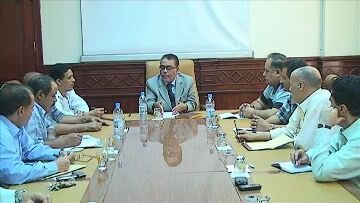 محافظ عدن يعلن عن ترميم 30 مدرسة في المحافظة 